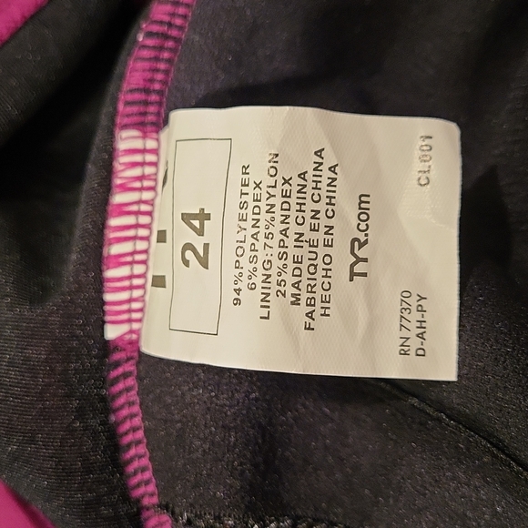 TYR Chlorine Resistant Swimsuit - Picture 3 of 3